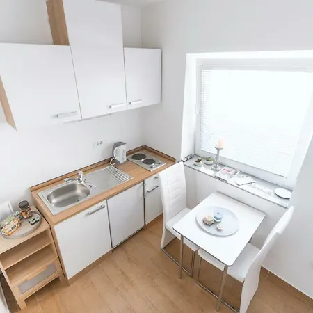 Anita's Appartement *