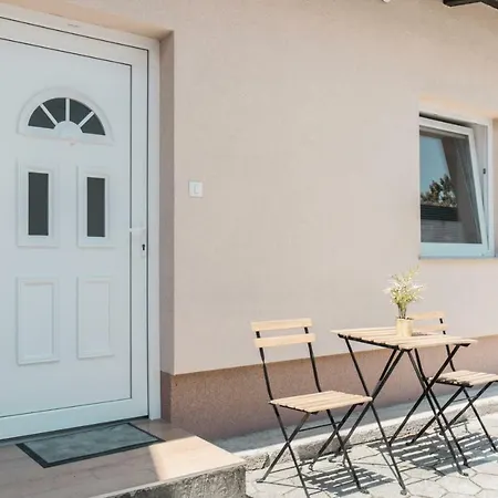 アパート Anita's *